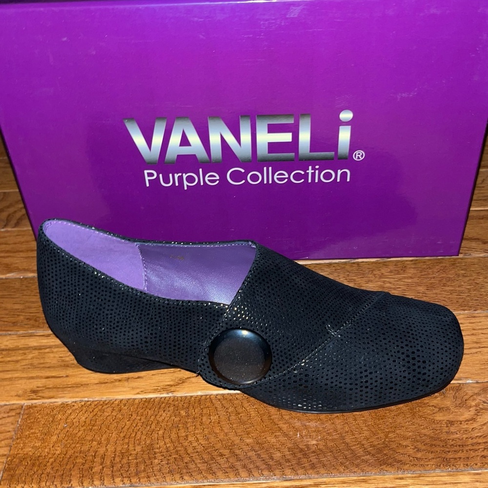 VANELi Purple Collection Maxy slip On Leather Wedge Heel Black Women’s Size 7.5